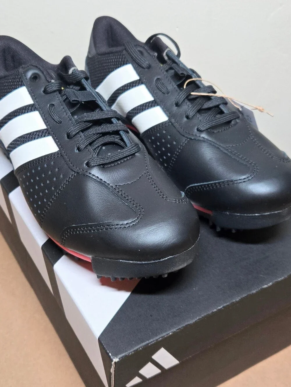 NEW Women's 7.5 cycling shoes - Adidas Heritage Tour Bike Shoes - Clipless Black